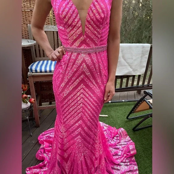 Jovani | Dresses | Jovani Long Pink Dress Size 6 Mermaid Style | Poshmark
